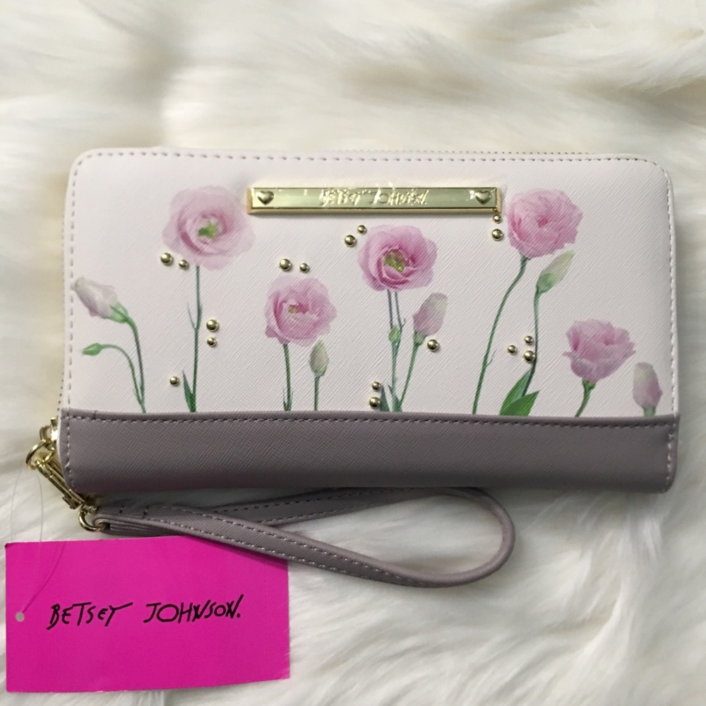 Betsey Johnson Pink Roses Wallet/Wristlet/Clutch